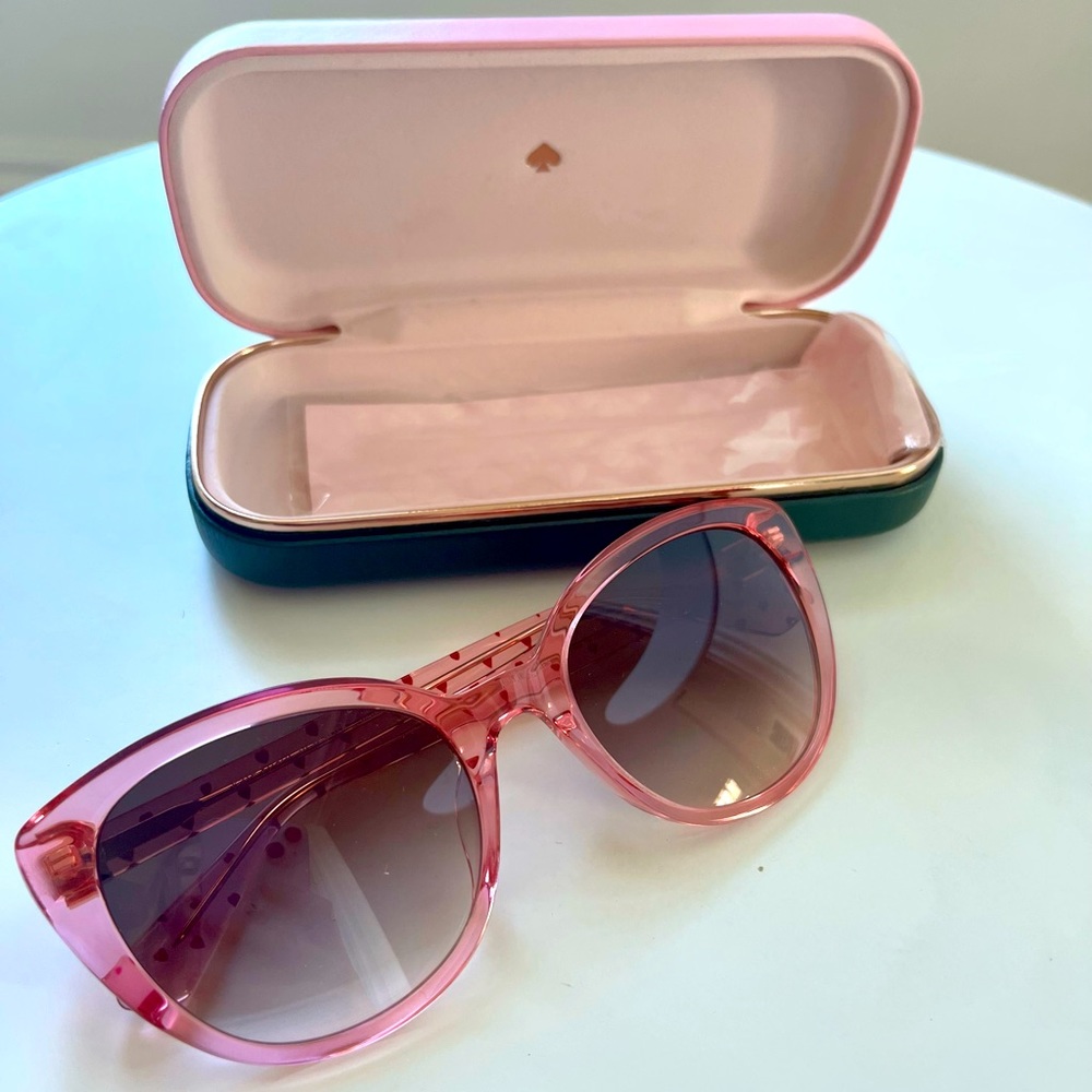 NWT Kate Spade “Amberlee” Sunglasses in Pink